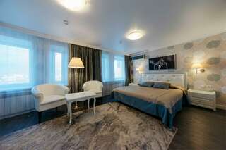 Гостиница Волга Тверь Номер делюкс с 1 двуспальной кроватью-6