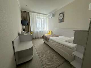 Гостиница Волга Тверь Улучшенный одноместный номер-1