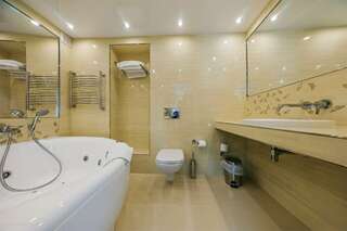 Гостиница Волга Тверь Люкс-11